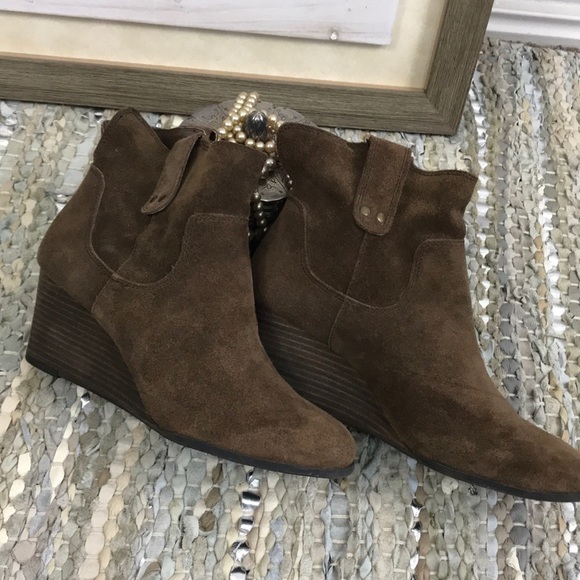 Lucky Brand Shoes - Lucky Brand suede wedge booties western style 7.5